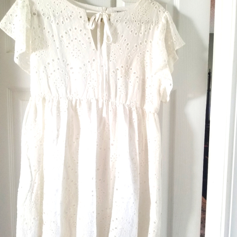 NWT Elsey white eyelet dress